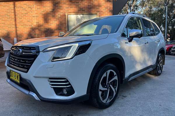 2022 Subaru Forester Hybrid S S5