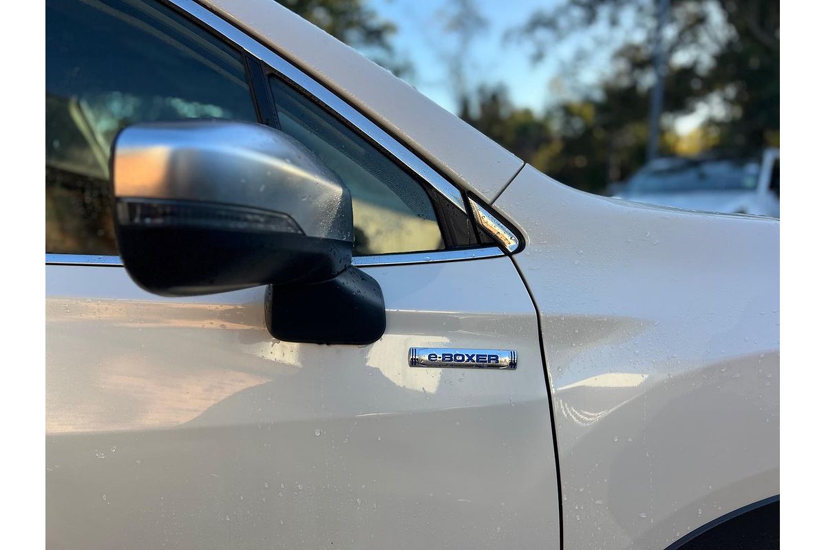 2022 Subaru Forester Hybrid S S5
