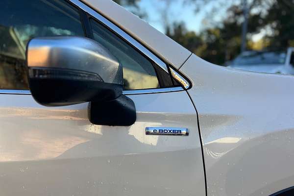 2022 Subaru Forester Hybrid S S5