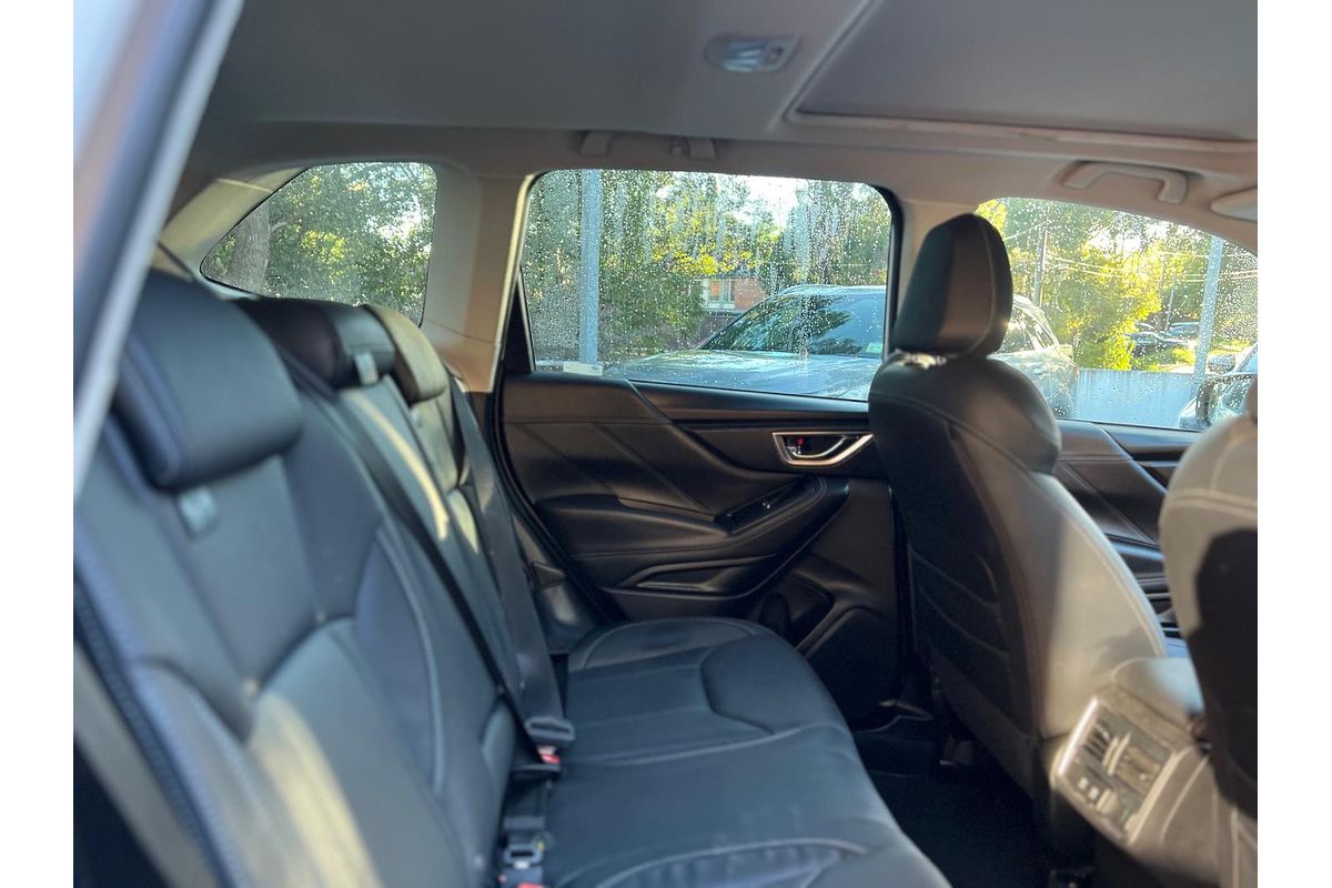 2022 Subaru Forester Hybrid S S5