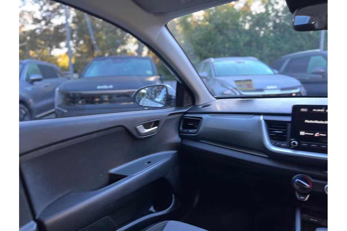 2025 Kia Stonic S YB
