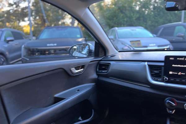 2025 Kia Stonic S YB