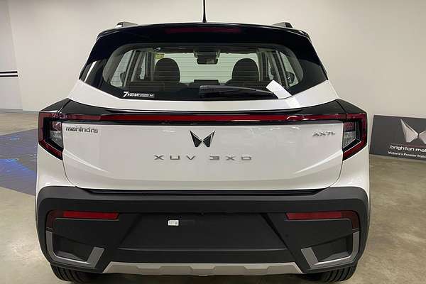 2025 Mahindra XUV3XO AX7L