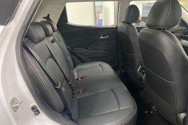 2025 Mahindra XUV3XO AX7L