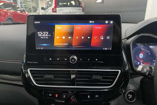 2025 Mahindra XUV3XO AX7L