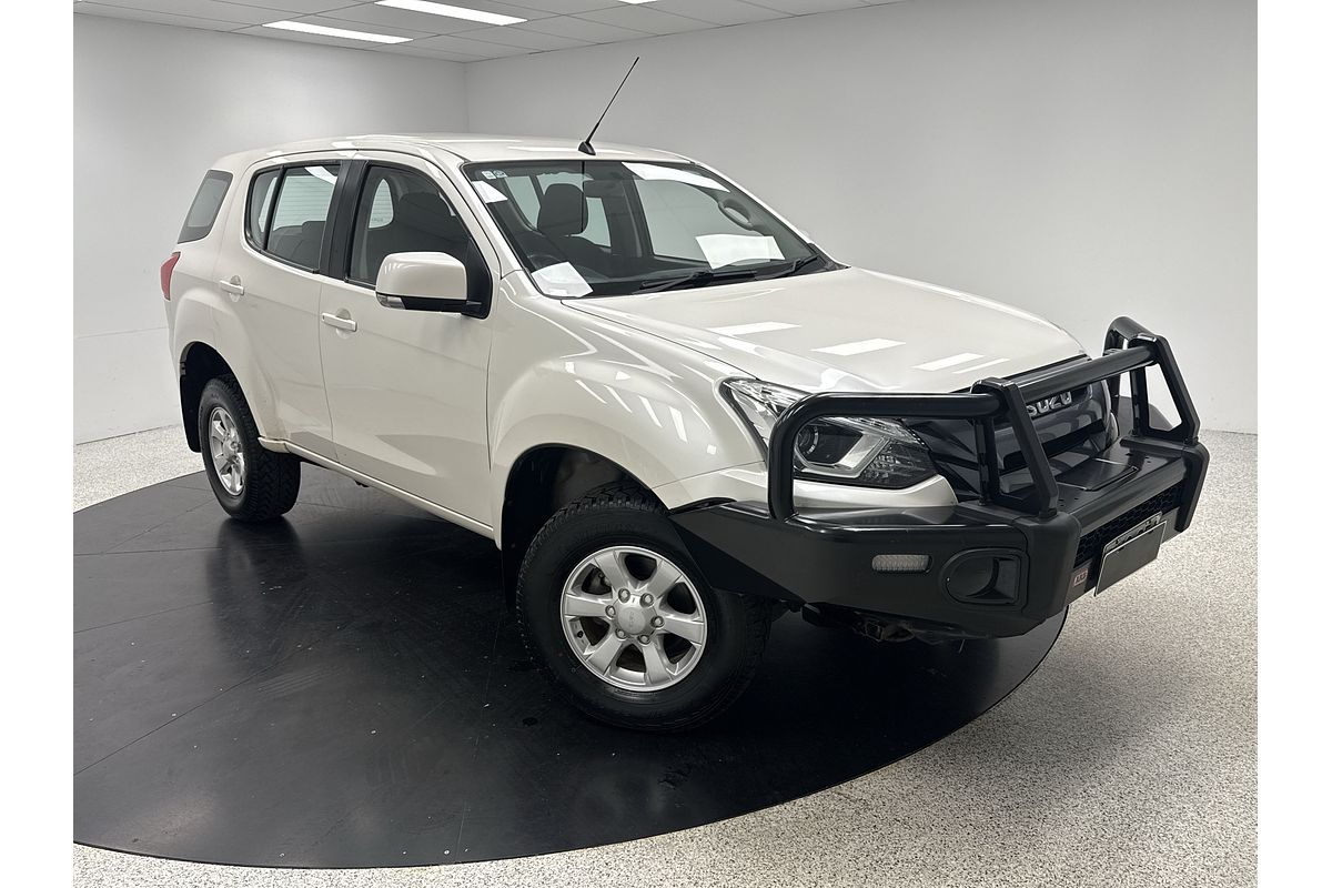 2017 Isuzu MU-X LS-M