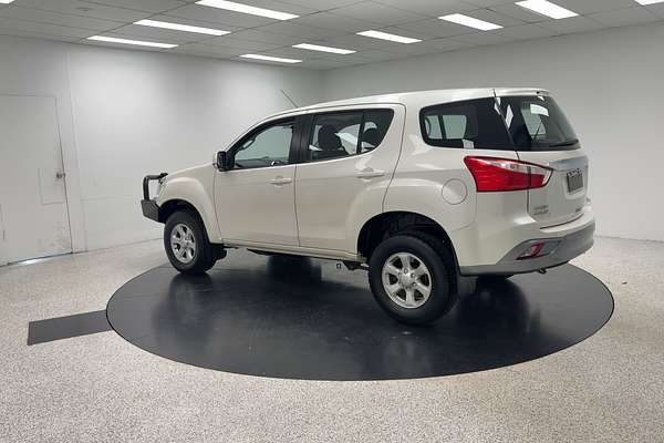2017 Isuzu MU-X LS-M
