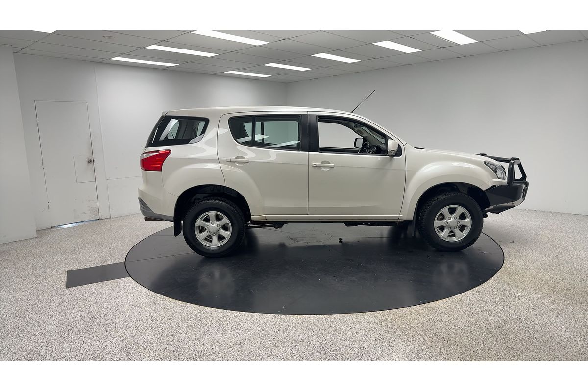 2017 Isuzu MU-X LS-M