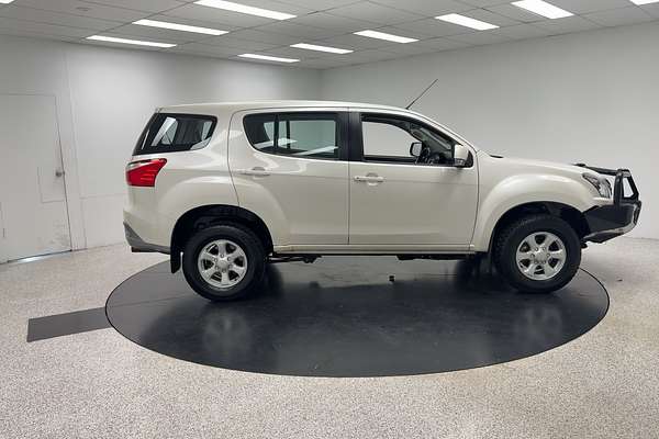 2017 Isuzu MU-X LS-M