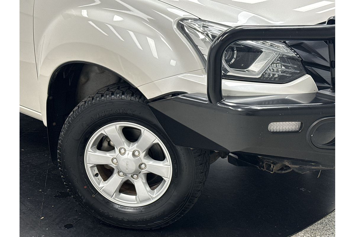 2017 Isuzu MU-X LS-M