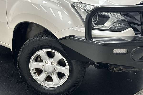 2017 Isuzu MU-X LS-M