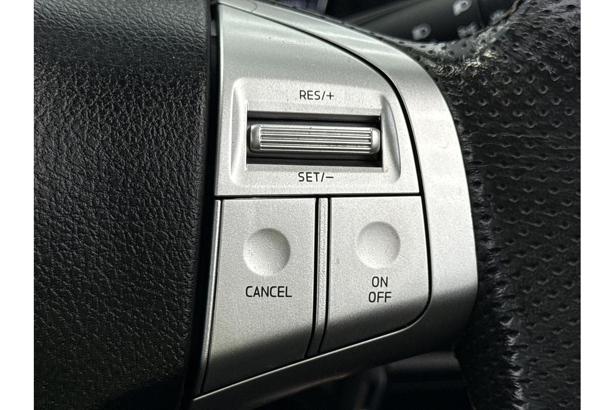 2017 Isuzu MU-X LS-M