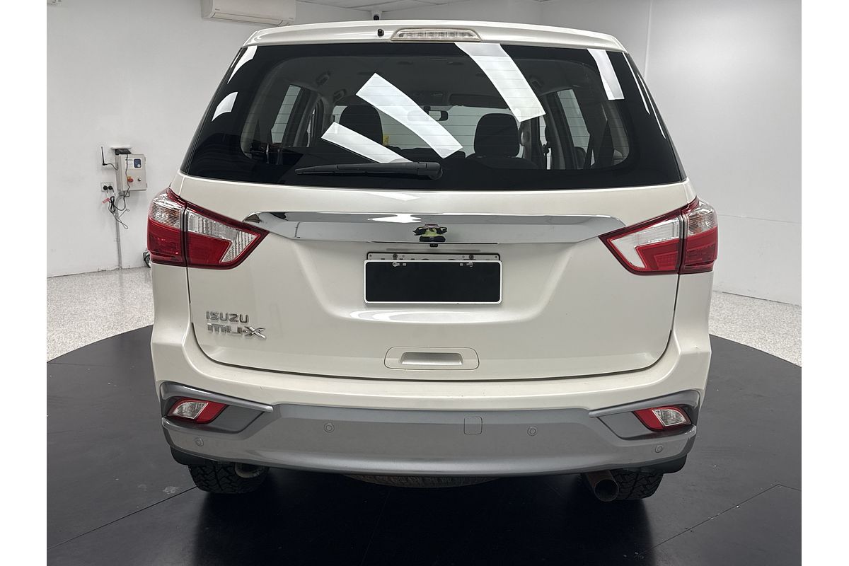 2017 Isuzu MU-X LS-M