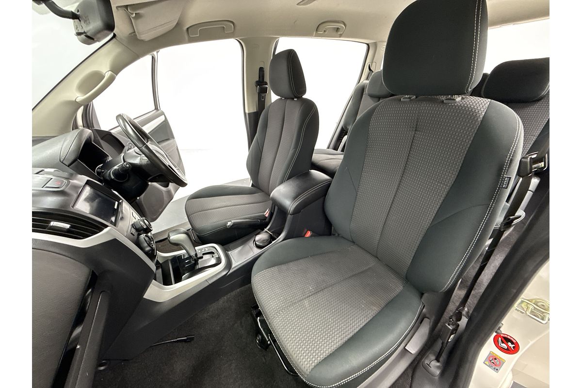 2017 Isuzu MU-X LS-M