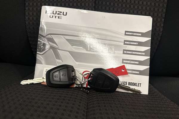 2017 Isuzu MU-X LS-M