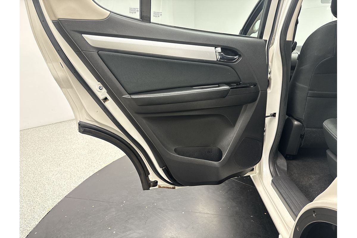 2017 Isuzu MU-X LS-M