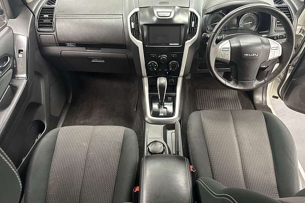 2017 Isuzu MU-X LS-M
