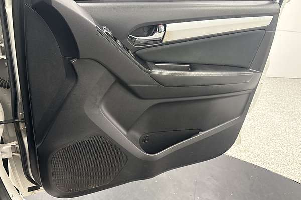 2017 Isuzu MU-X LS-M