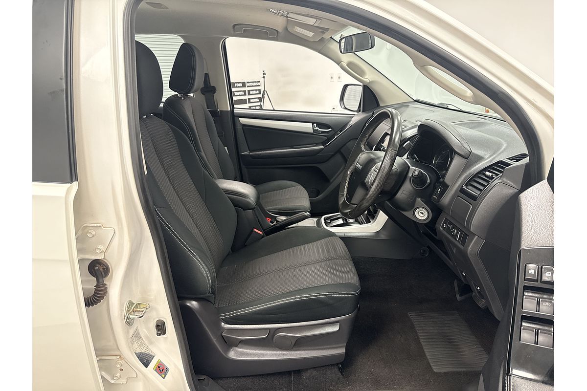 2017 Isuzu MU-X LS-M