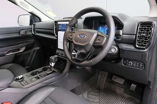 2025 Ford Everest Sport 2.0L
