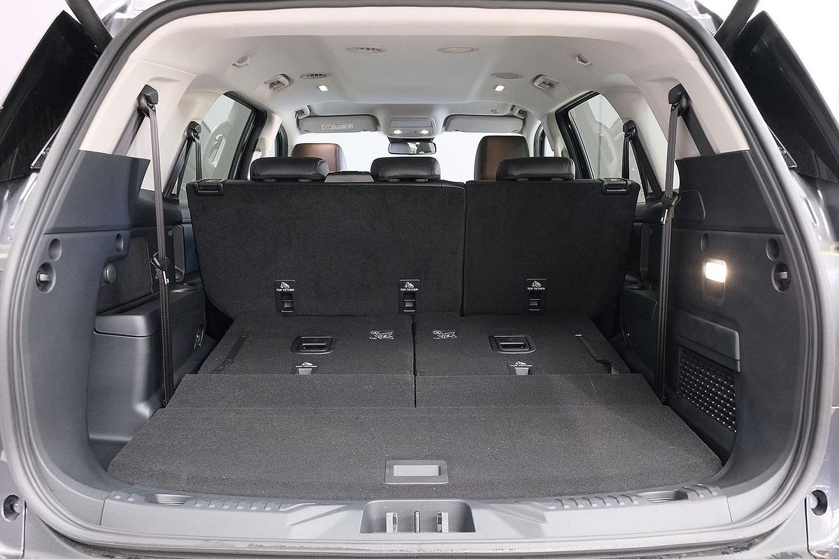 2025 Ford Everest Sport 2.0L