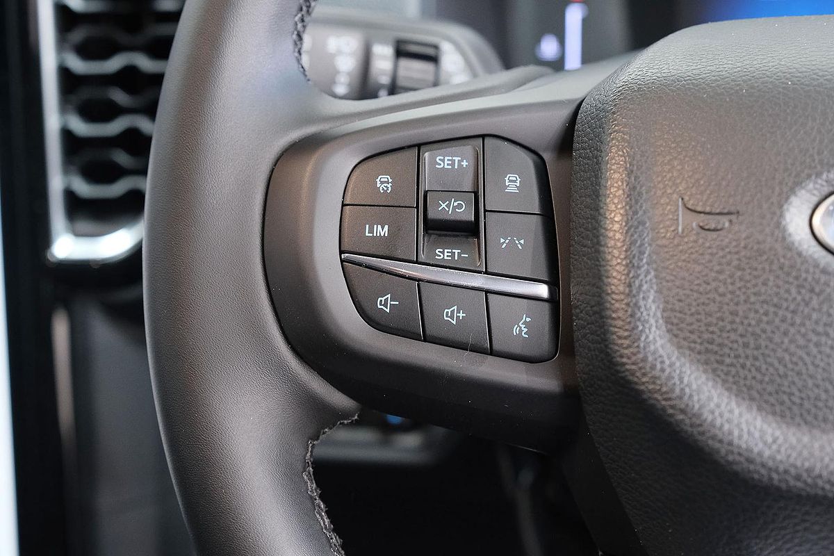 2025 Ford Everest Sport 2.0L