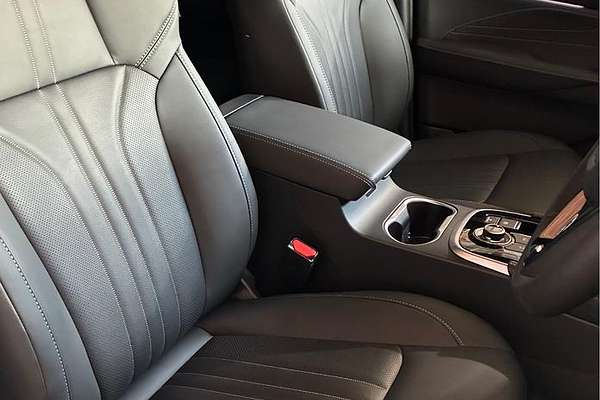 2025 Isuzu MU-X LS-T