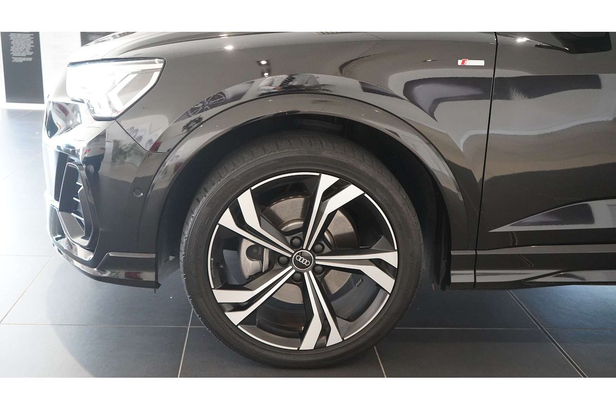 2021 Audi Q3 40 TFSI S line F3
