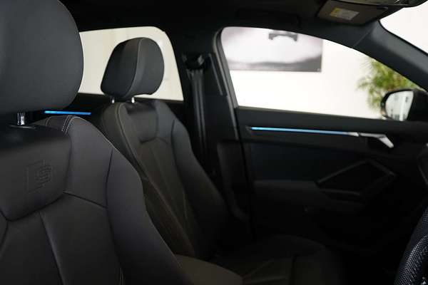 2021 Audi Q3 40 TFSI S line F3