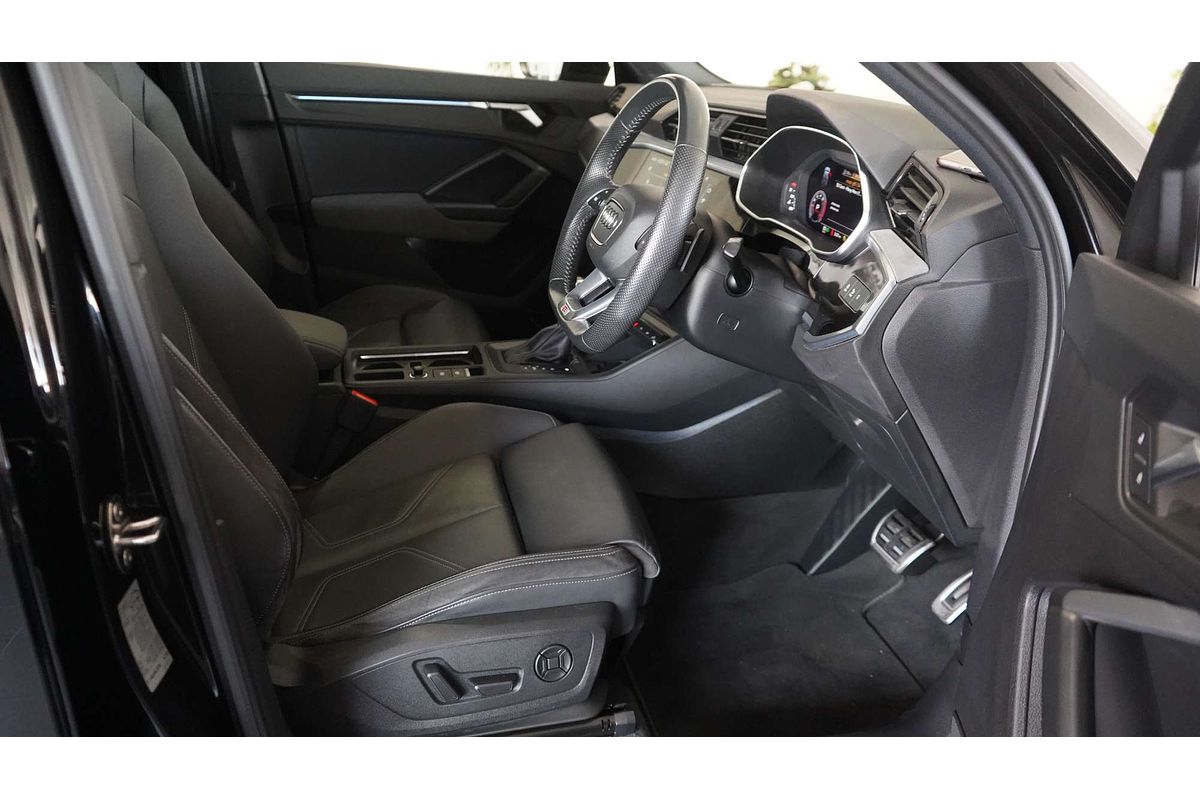 2021 Audi Q3 40 TFSI S line F3