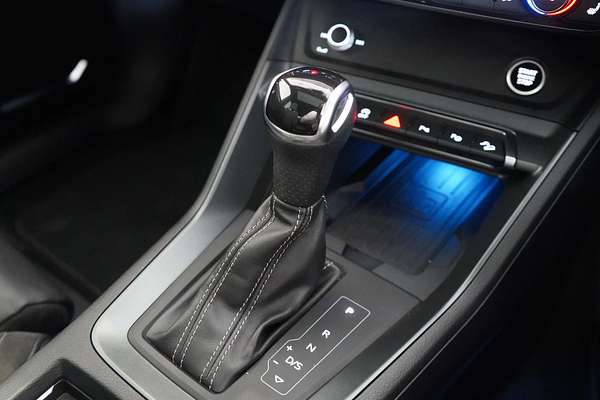 2021 Audi Q3 40 TFSI S line F3
