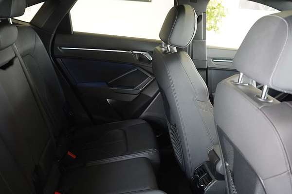 2021 Audi Q3 40 TFSI S line F3