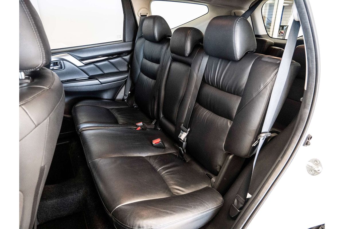 2017 Mitsubishi Pajero Sport GLS QE