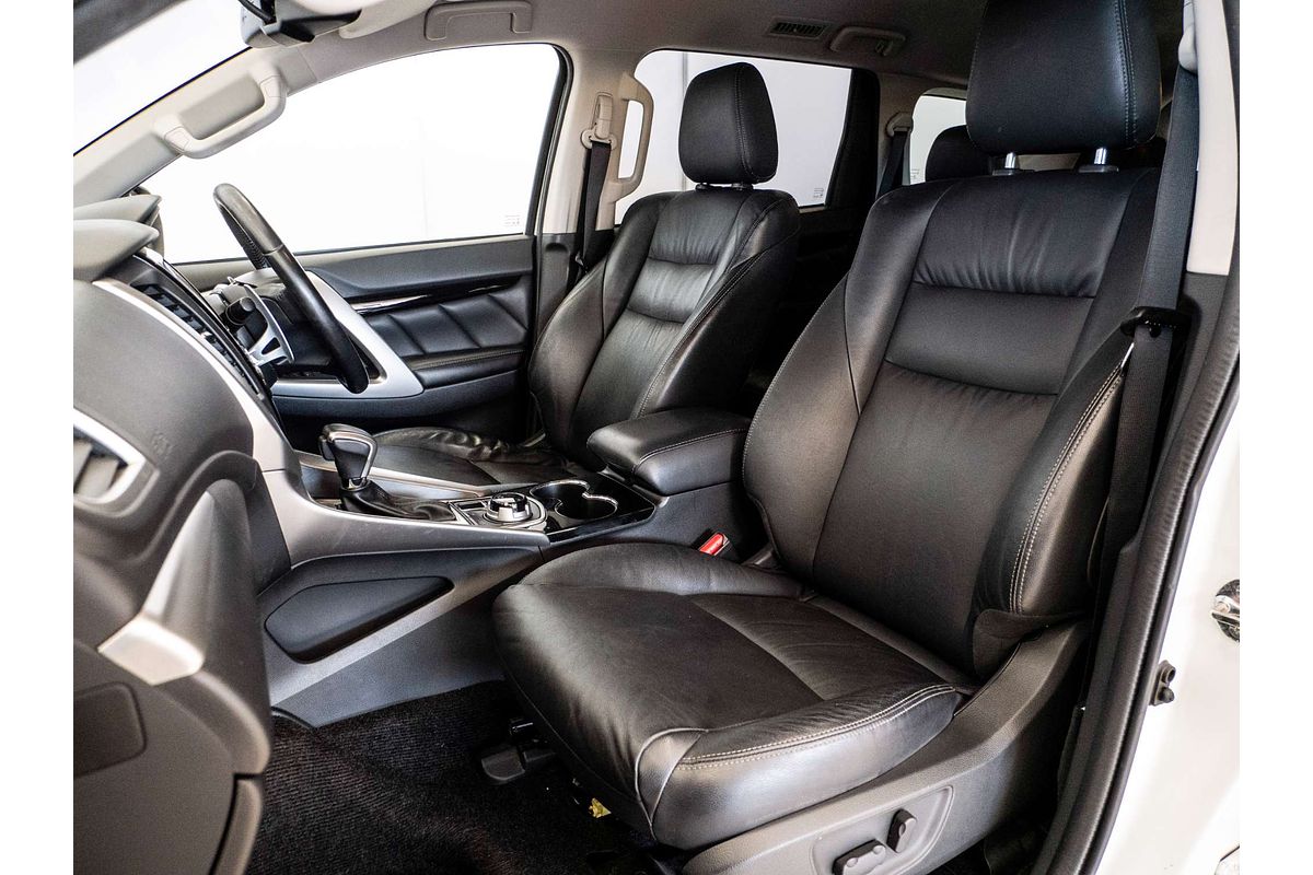 2017 Mitsubishi Pajero Sport GLS QE