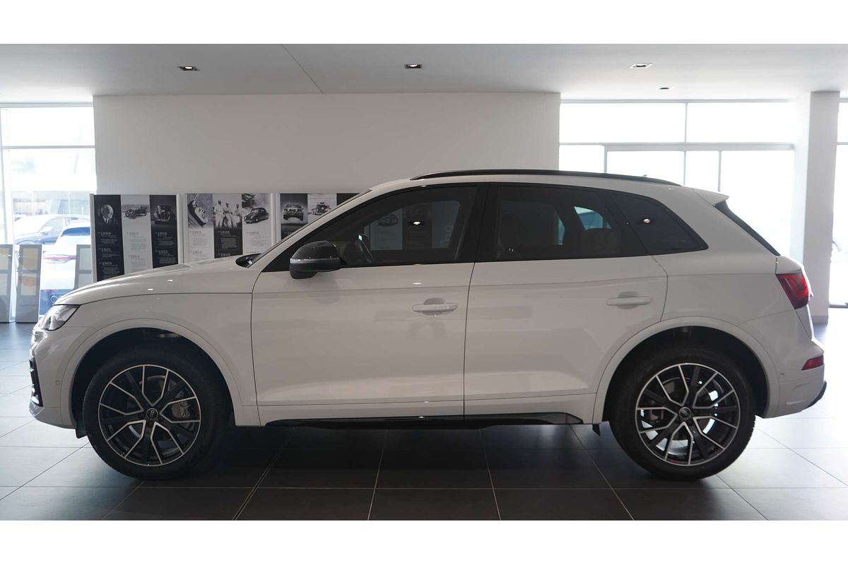2024 Audi Q5 45 TFSI Sport FY