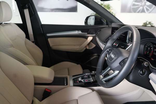 2024 Audi Q5 45 TFSI Sport FY