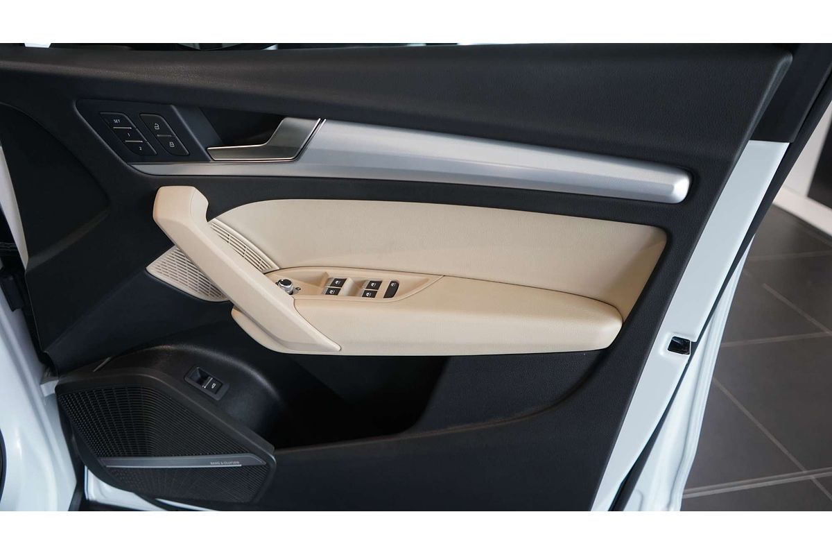 2024 Audi Q5 45 TFSI Sport FY