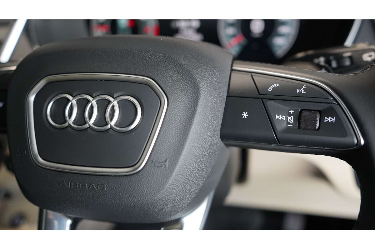 2024 Audi Q5 45 TFSI Sport FY