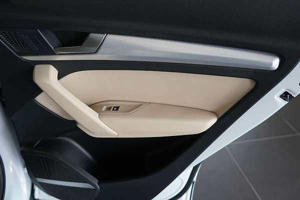 2024 Audi Q5 45 TFSI Sport FY