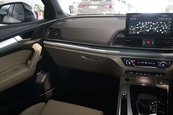 2024 Audi Q5 45 TFSI Sport FY