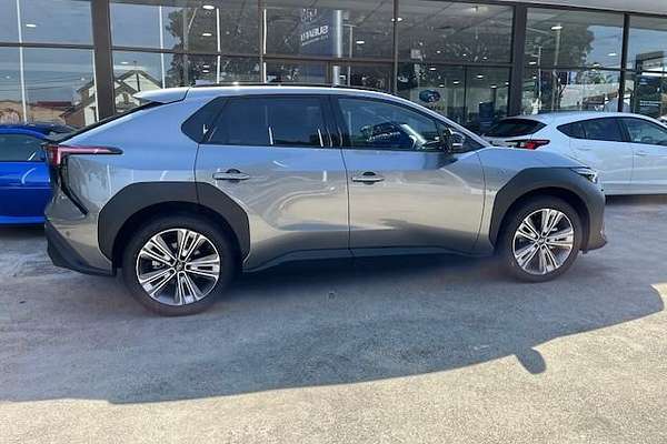 2023 Subaru Solterra AWD Touring E1-1