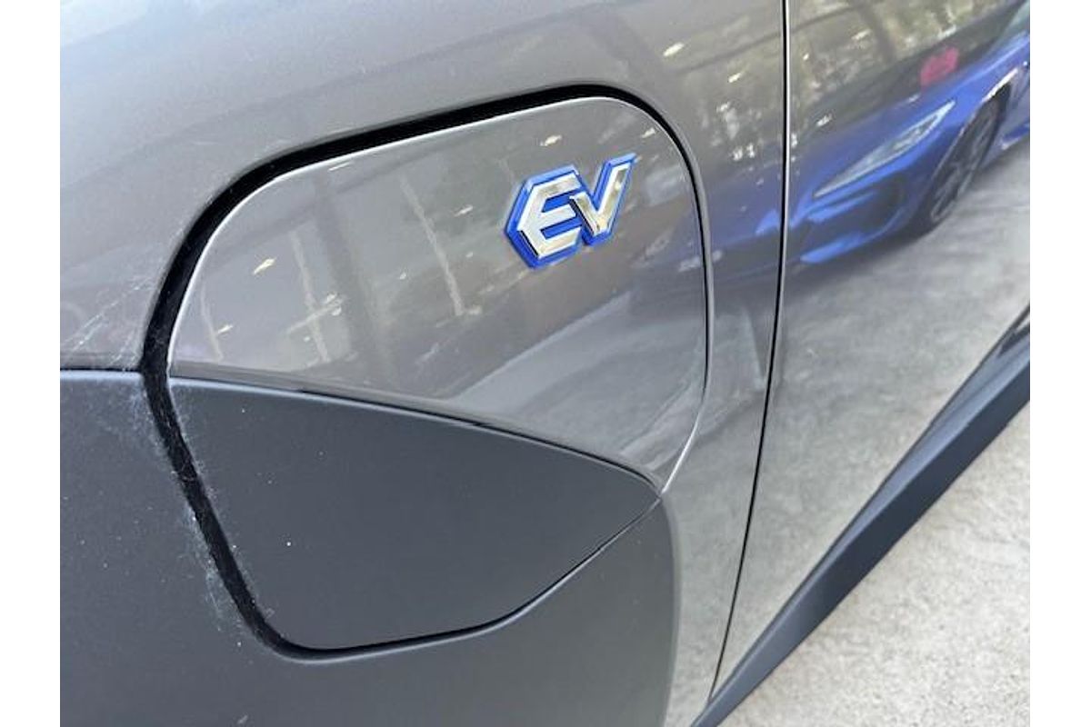 2023 Subaru Solterra AWD Touring E1-1