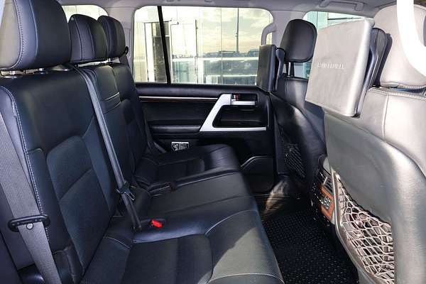 2021 Toyota Landcruiser Sahara VDJ200R