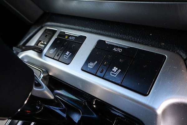 2021 Toyota Landcruiser Sahara VDJ200R