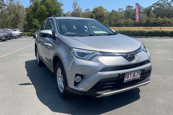 2017 Toyota RAV4 GX ASA44R