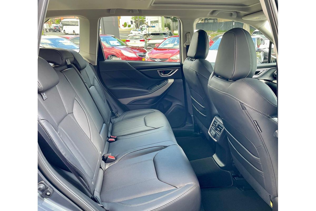2024 Subaru Forester 2.5i-S S5