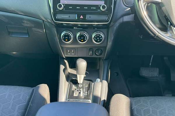 2019 Mitsubishi ASX ES XC