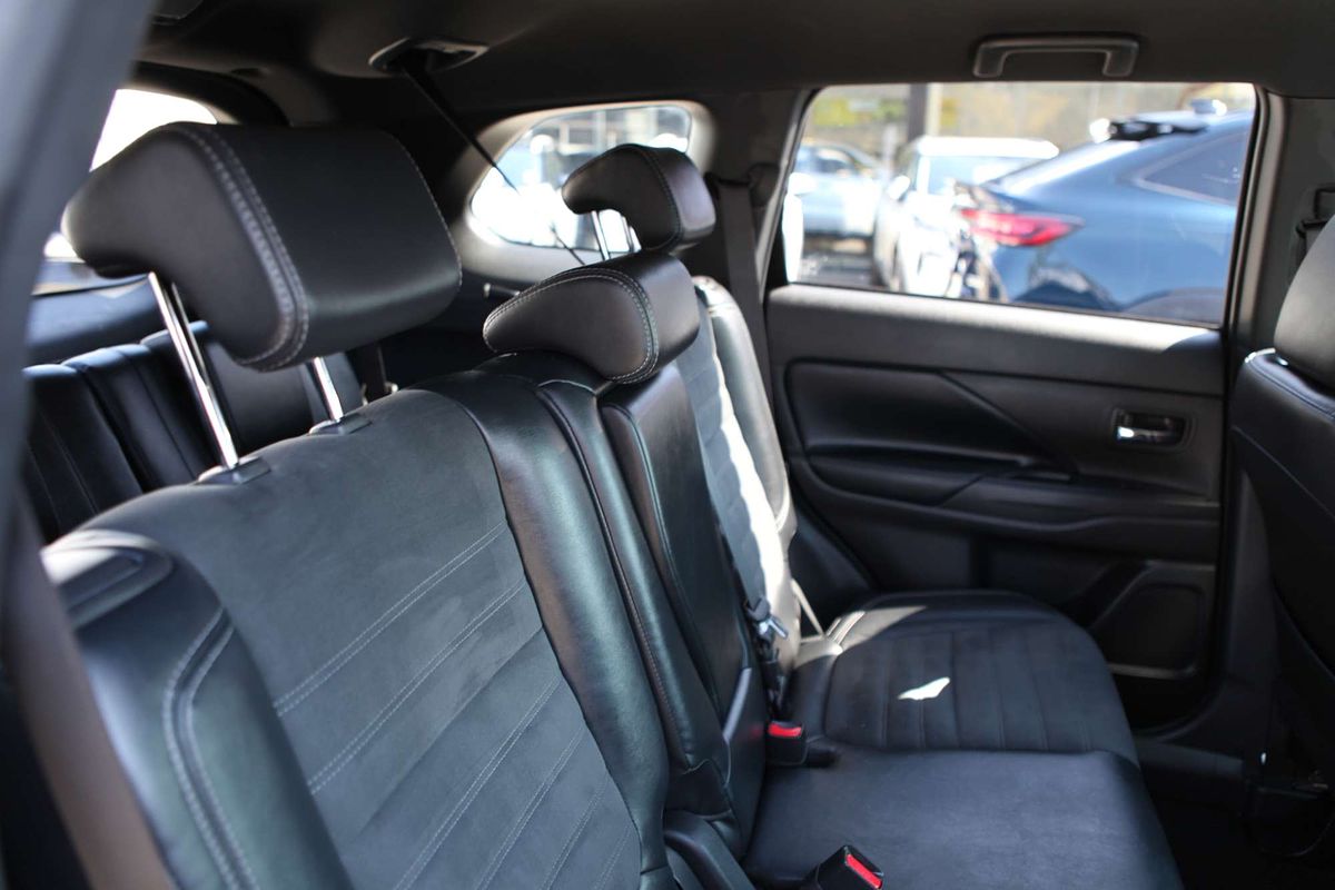 2018 Mitsubishi Outlander Black Edition ZL