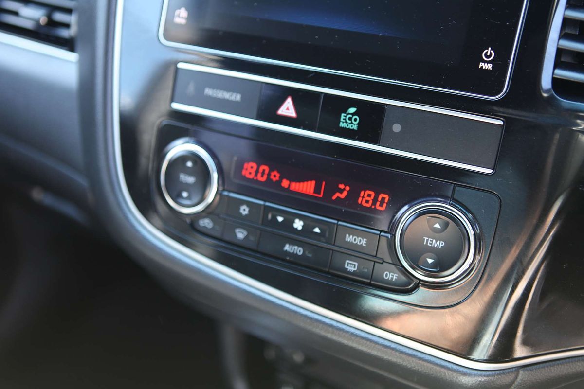 2018 Mitsubishi Outlander Black Edition ZL