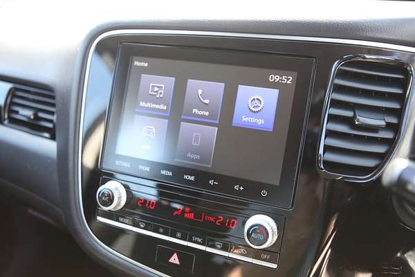 2021 Mitsubishi Outlander ES ZL